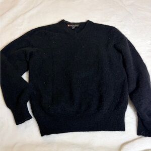 Classic V-Neck Cashmere Black Sweater for Men